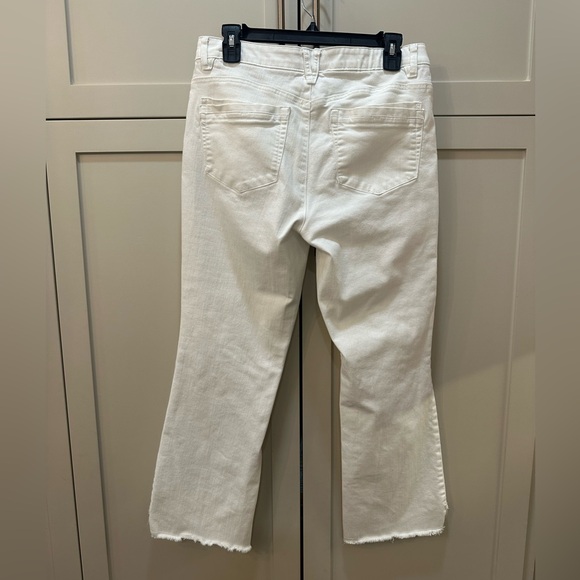 Democracy Women's white Flare Jeans- 8 - Picture 4 of 7